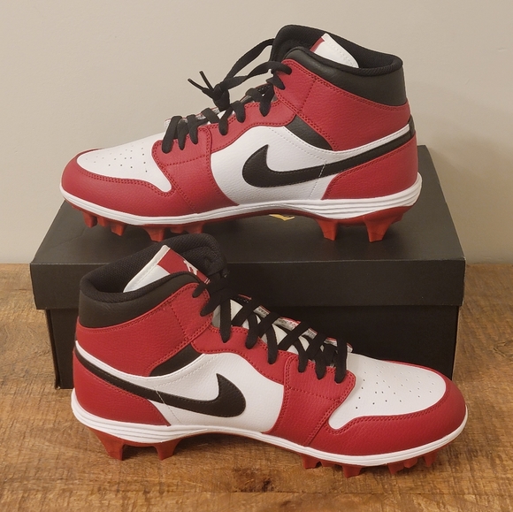 Air Jordan 1 Mid TD Chicago Men\'s Size 12 White Red FJ6805-106 main image 7